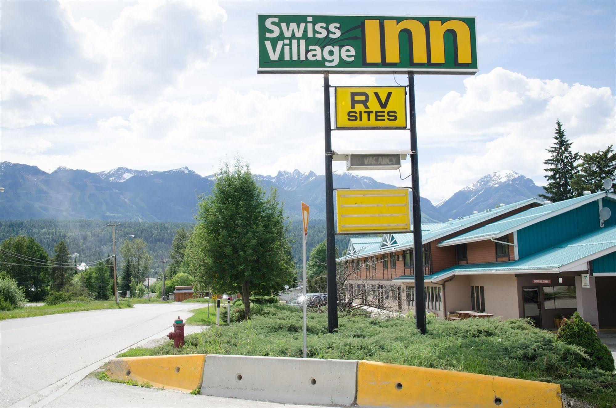 Swiss Village Inn Golden Zewnętrze zdjęcie